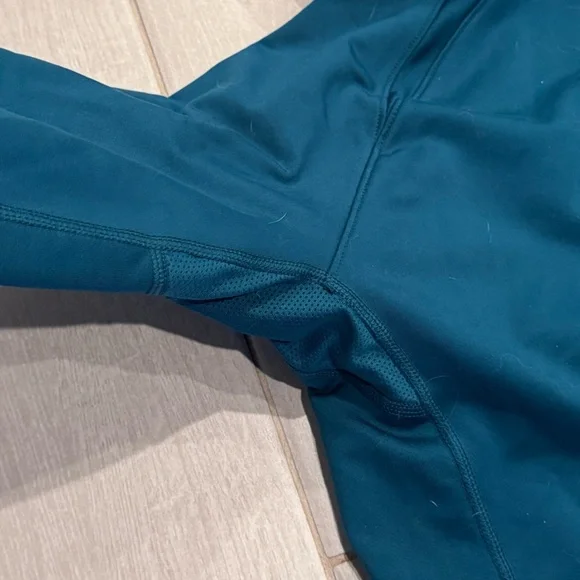 Nike Teal Hooded Jacket with hand mittens - Picture 10 of 11